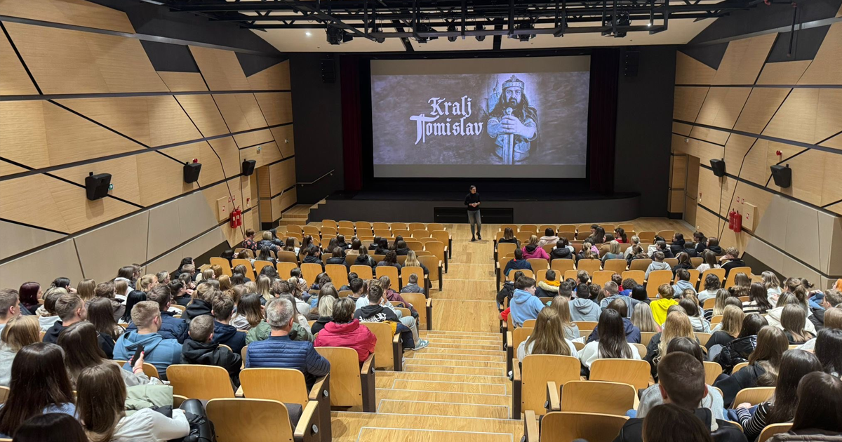 ODRŽANO PET PROJEKCIJA FILMA KRALJ TOMISLAV