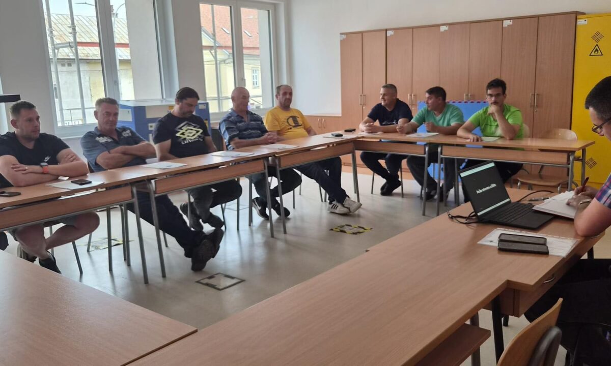 ZAPOČEO JOŠ JEDAN PROGRAM OBRAZOVANJA ZA STJECANJE MIKROKVALIFIKACIJE SAKUPLJANJE, TRANSPORT, SKLADIŠTENJE I ZBRINJAVANJE OTPADA